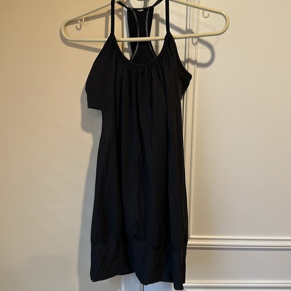 Lululemon Loose Tank with Built in Bra - Picture 6 of 8